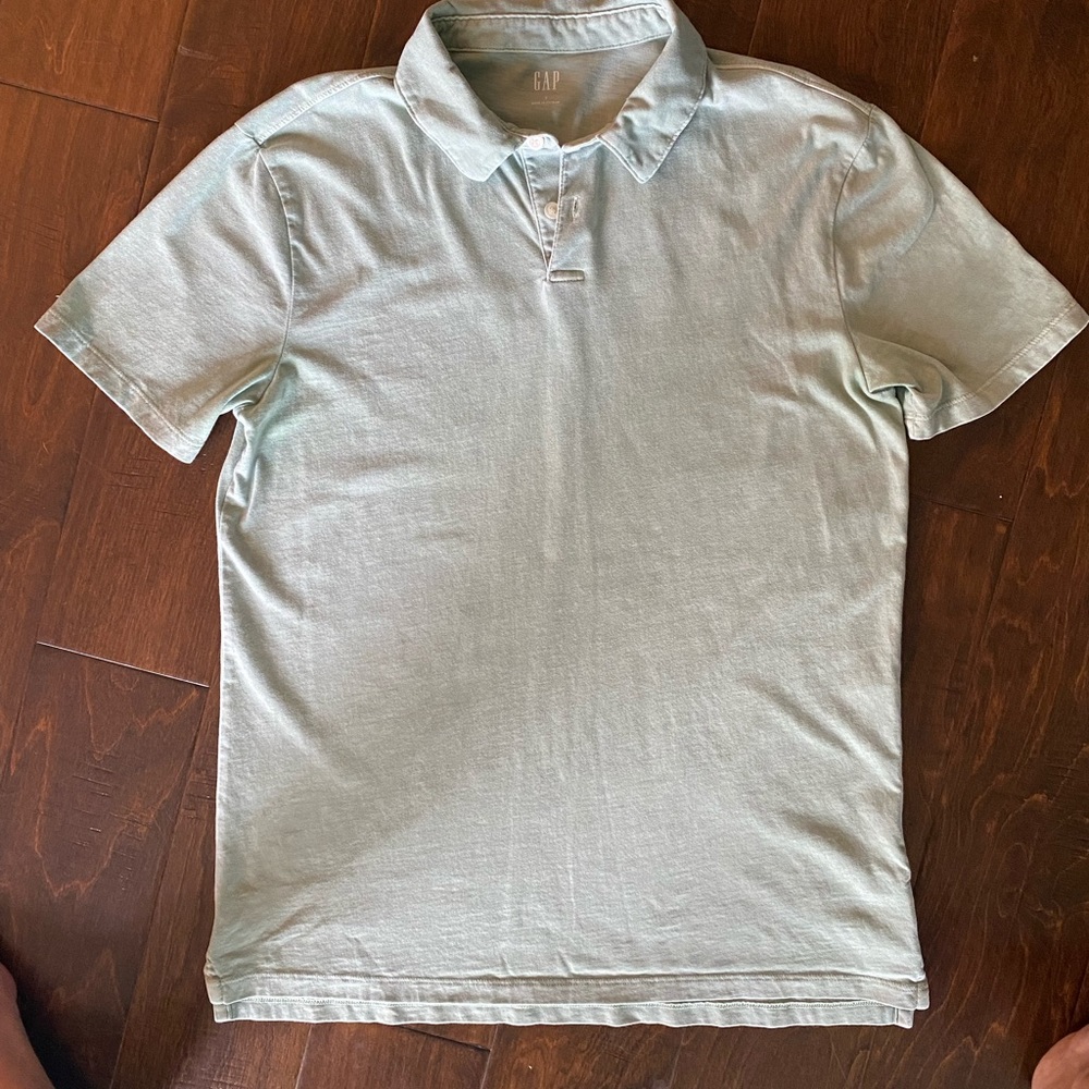 Gap Men’s polo Small